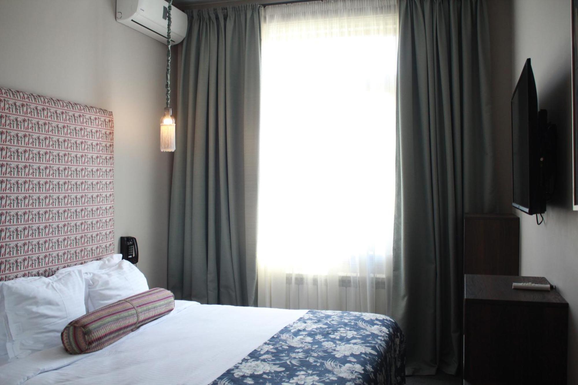 Hotel Margot Old Tiflis Habitación foto